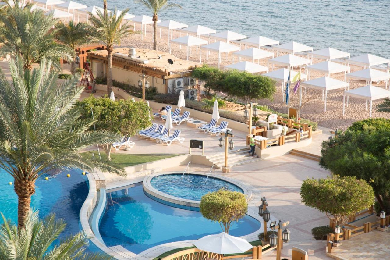 Intercontinental Aqaba By Ihg Hotel Exterior photo The beach at the Hilton Sharm El Sheikh